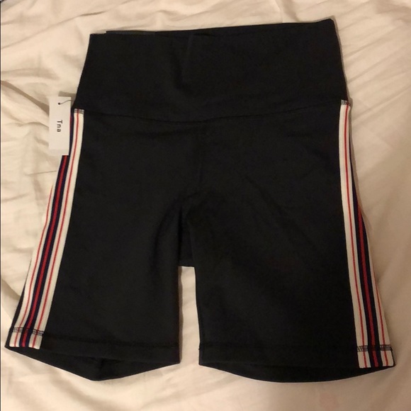 Brand New Bike Shorts from TNA (with tag) - Picture 2 of 2